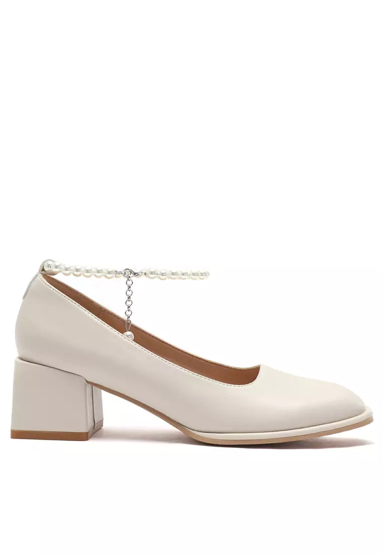 Discount on Twenty Eight Shoes  shoes - SKU: 5CM Pearl Chain Stitched Mary Jane Shoes 596-02
