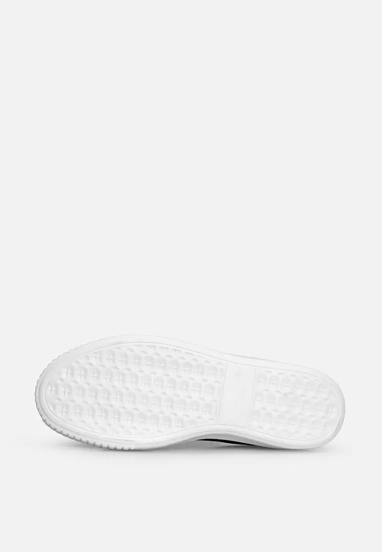 One Up By World Balance CAMBRIA Women's Lifestyle Classic Shoes