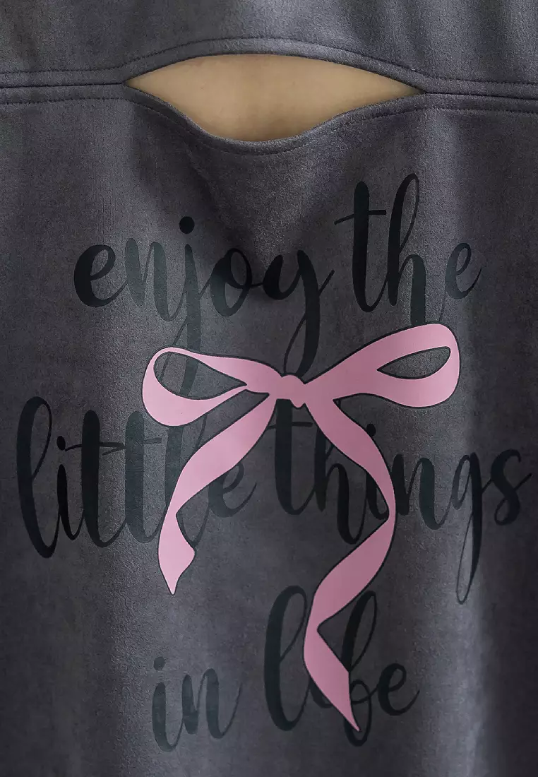 麂皮絨芭蕾風蝴蝶結印花大學T《AB19959》