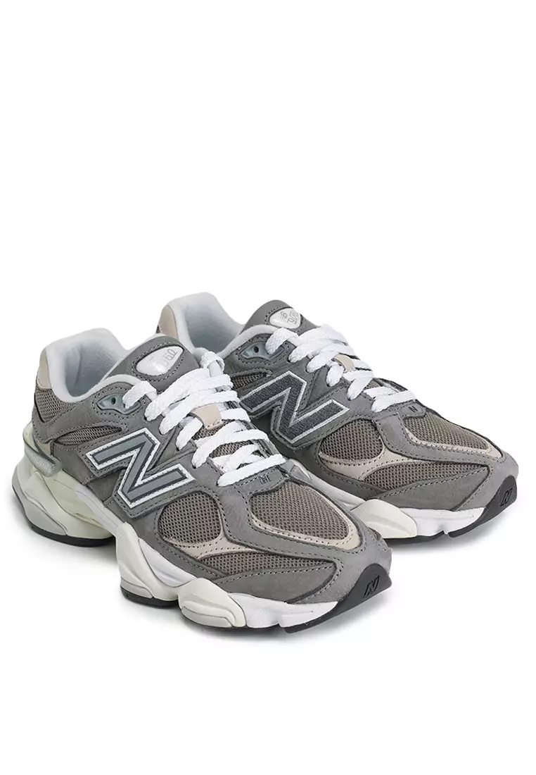 9060 Classic Lifestyle Shoes