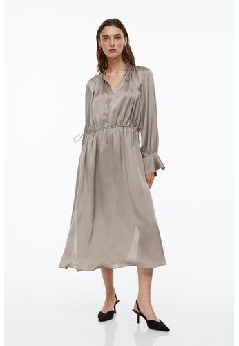 Buy Hu0026M Drawstring dress 2023 Online | ZALORA Singapore