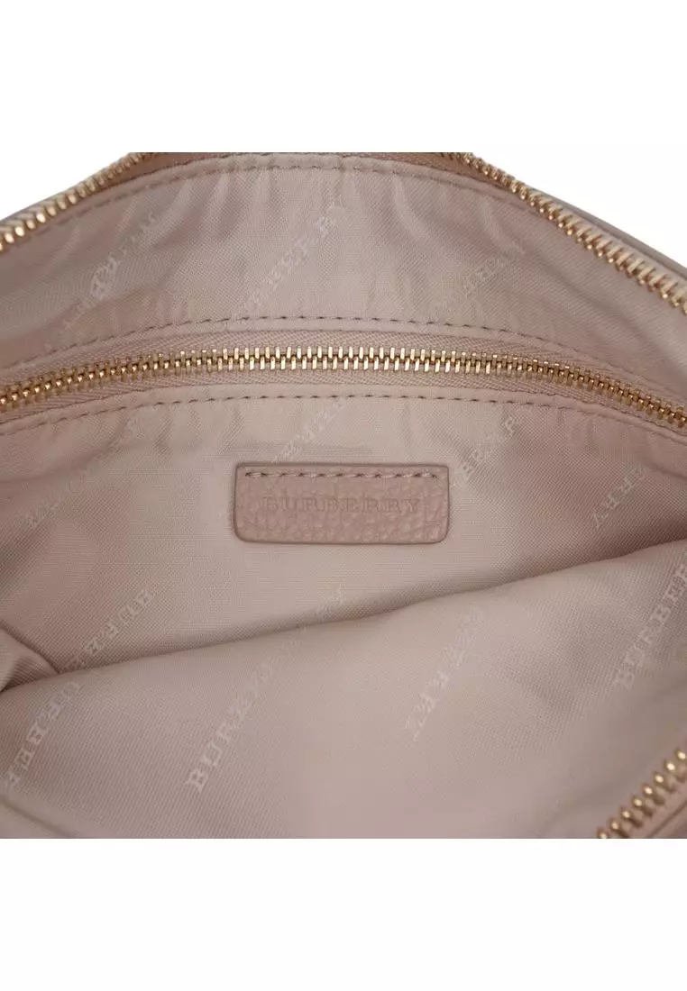 Pre-Loved Burberry Pebbled Leather Clutch
