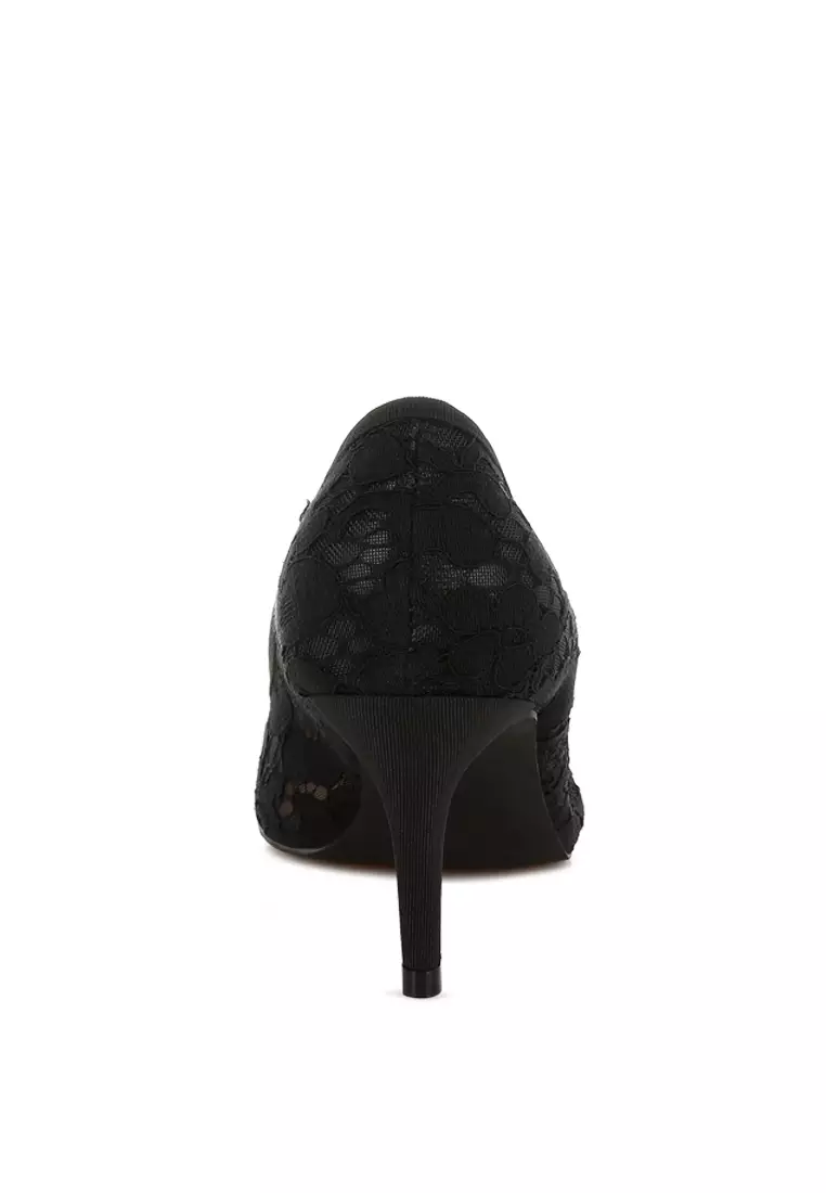 Sepatu hak stiletto bertali warna hitam