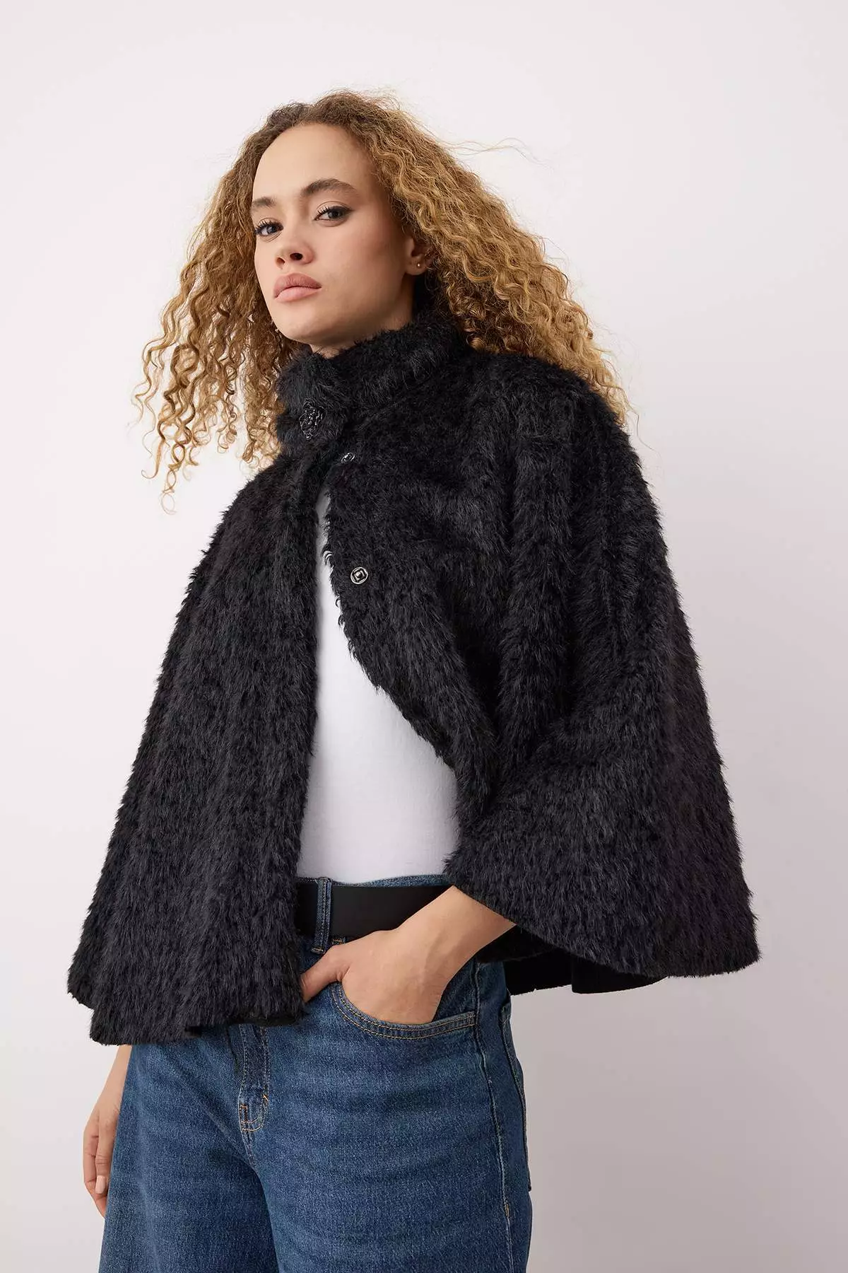 Black Regular Fit Fur Poncho Coat