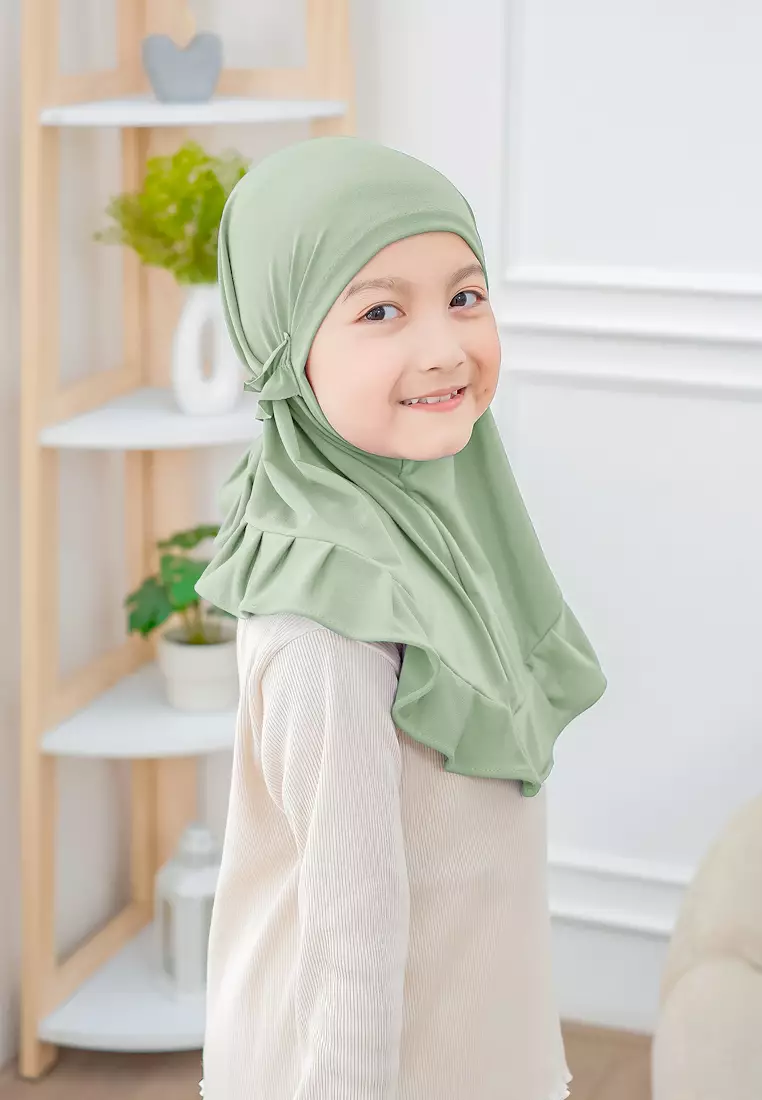 Cotton Bee - Ziva Ruffle Instan | Hijab Instan Anak | Kerudung Jilbab Bergo Tali Anak - Green Tea - L
