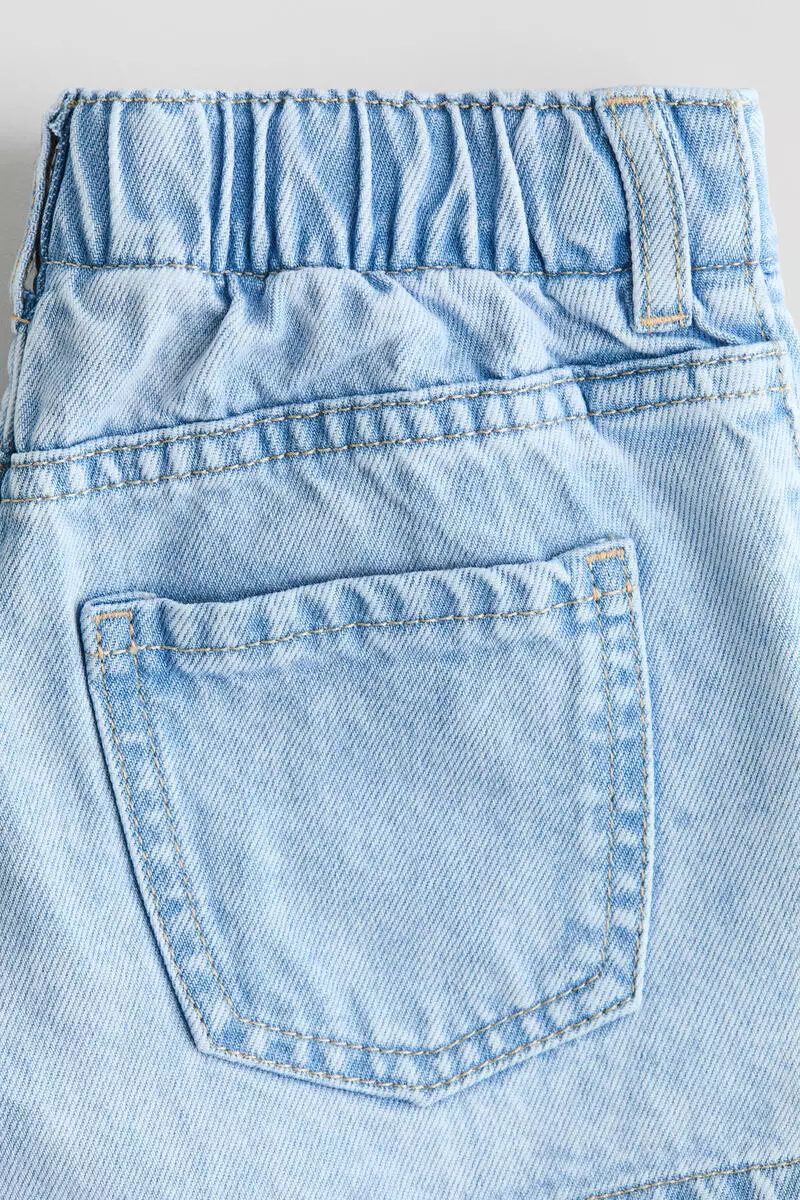 Printed denim shorts