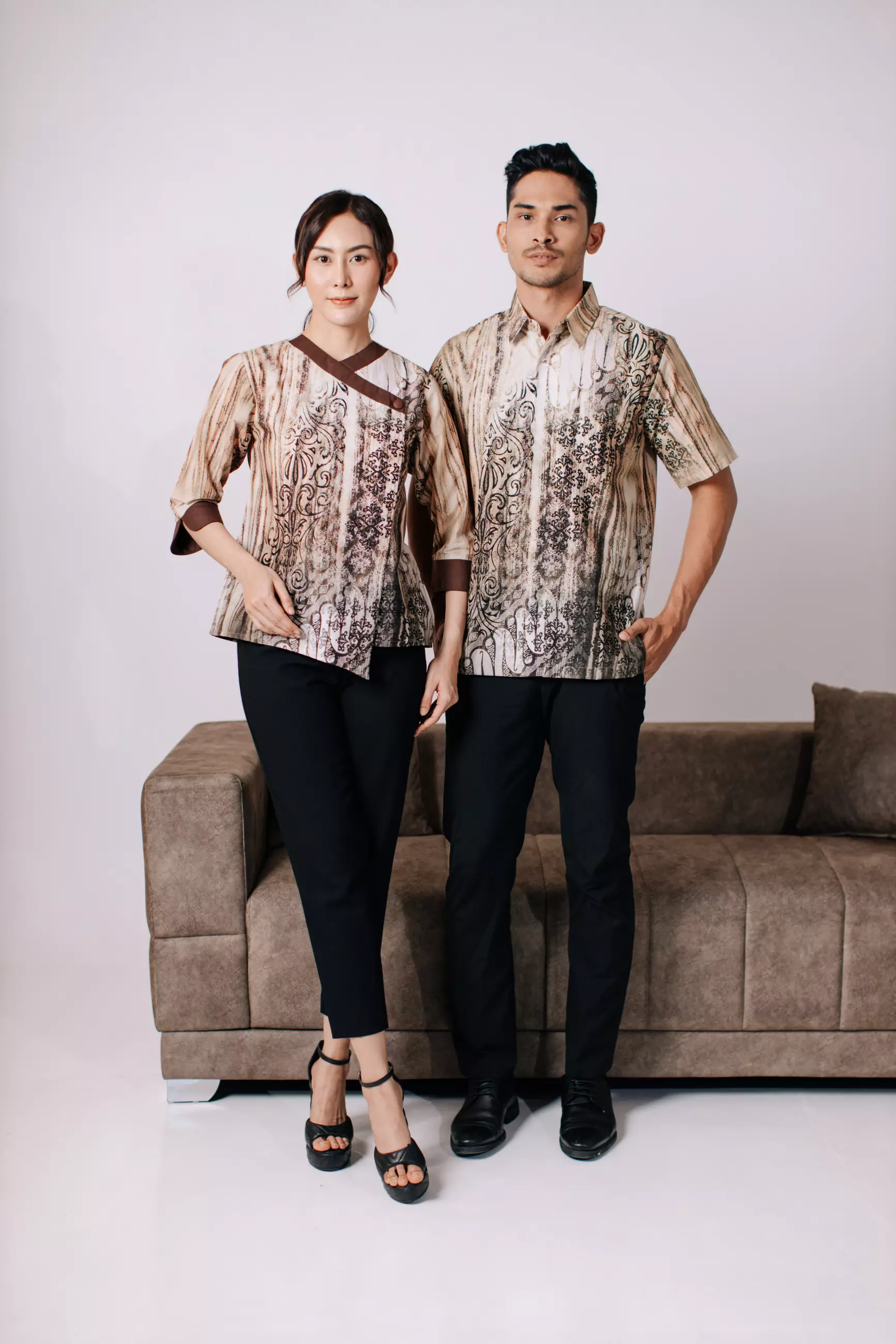 Adyatma Adira Brown Blouse Batik Wanita Katun Digital Print