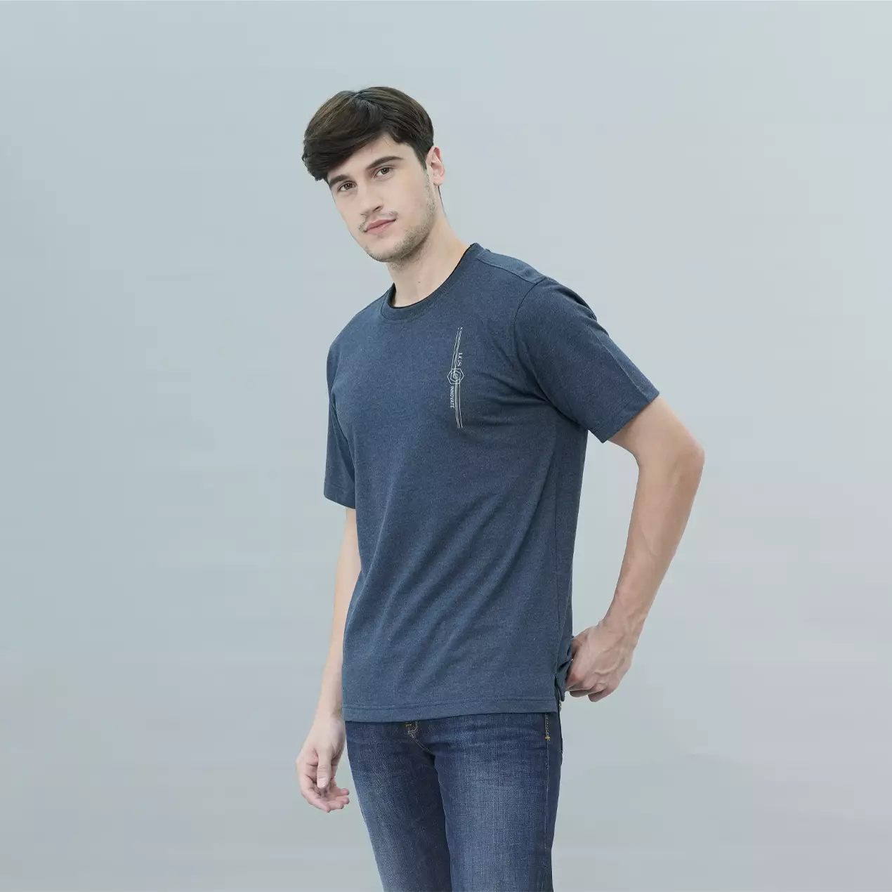 LGS - Kaos Casual Pria - Lengan Pendek - Motif Sablon - Navy Gelap - Regular Fit - CTS.222.S3387.01.C