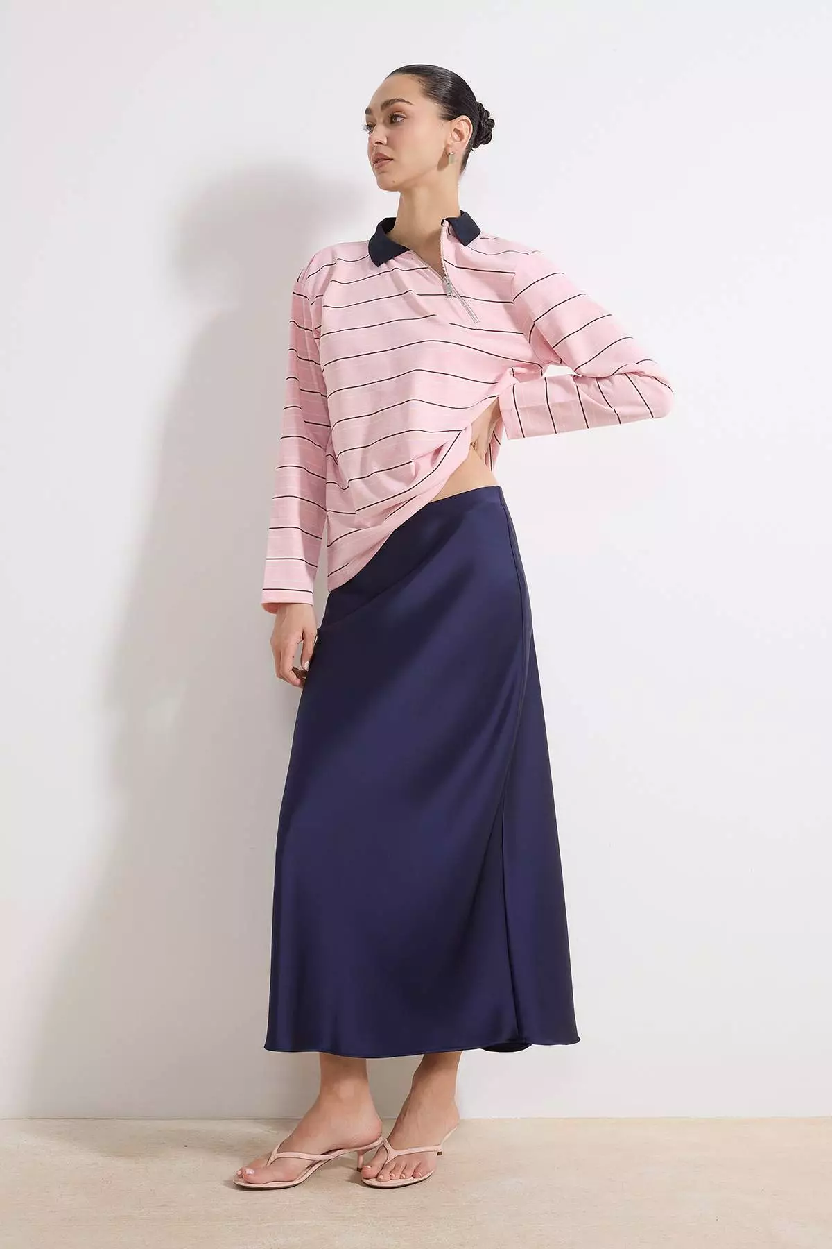 Pink Striped Regular/Normal Fit Polo Neck Zipper Tok 1% Cotton Knitted T-Shirt Twoss26Ts33