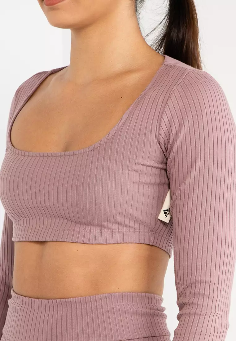 Top cropped adidas hotsell