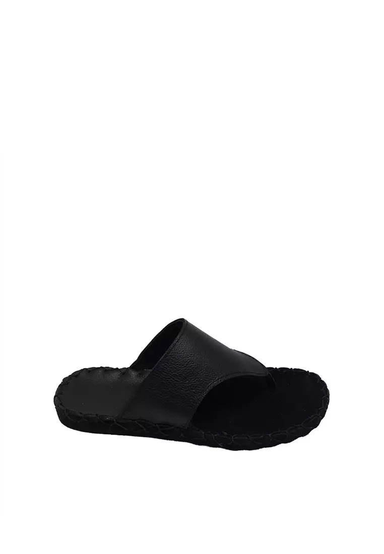 Discount on Otto  shoes - SKU: Basic Thong Strap Sandals
