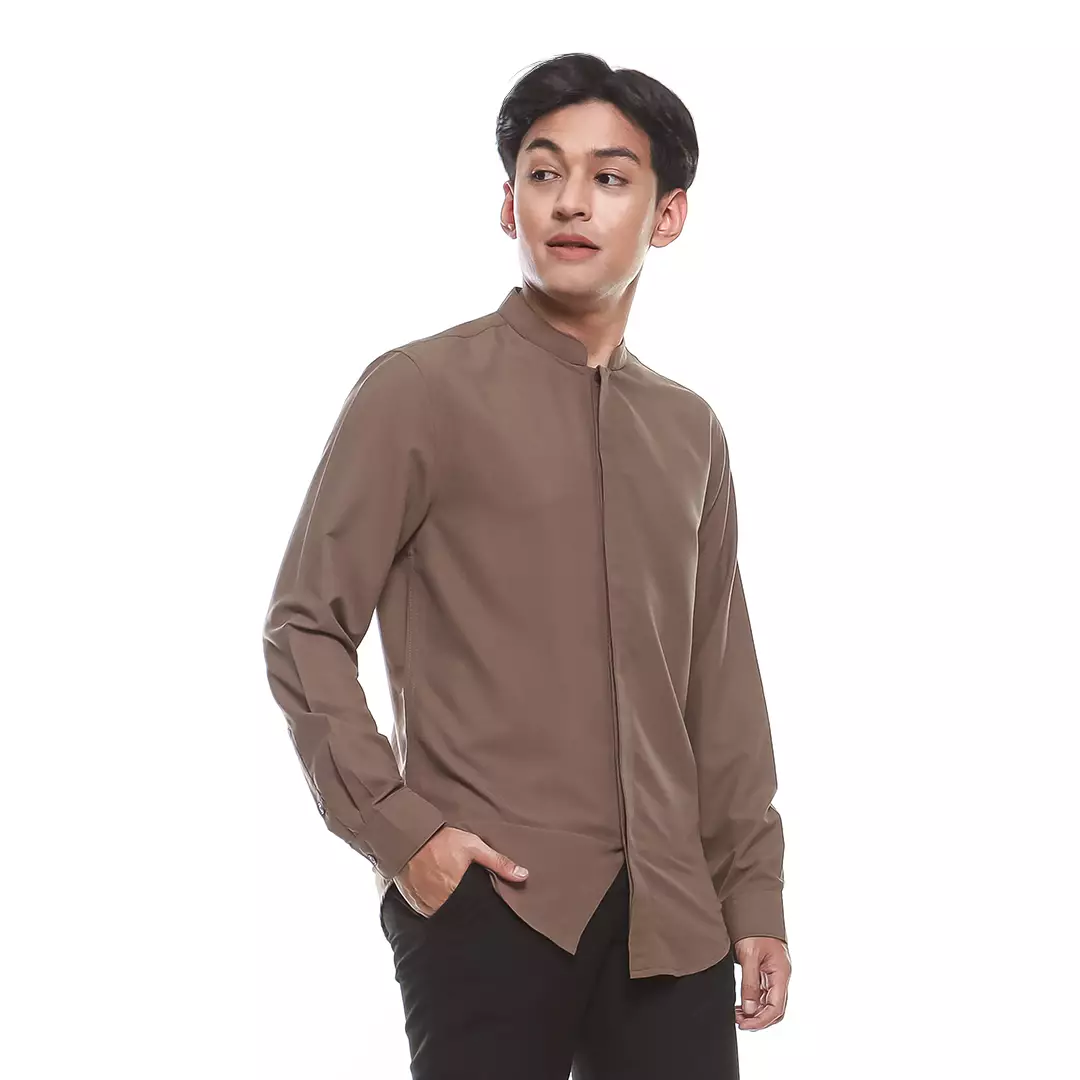 OXCON Kemeja Koko Pria Lengan Panjang Polos Fitra Brown