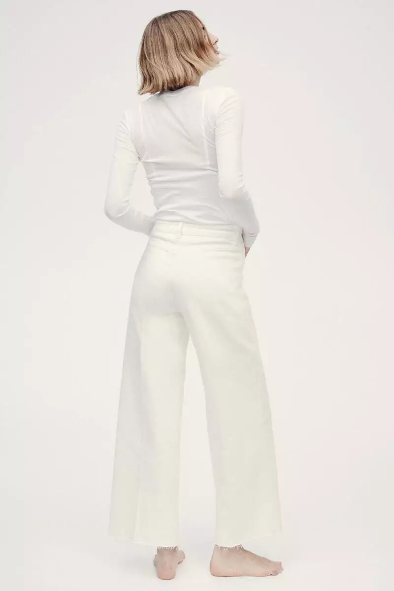 Wide High Waist Ankle Jeans