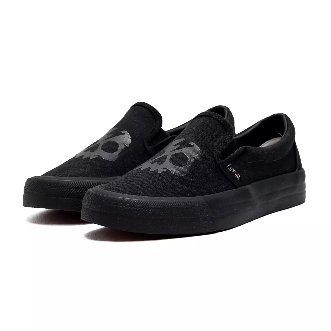 SABA Slip On Skull All Black - Sepatu Sneakers Casual Pria Wanita