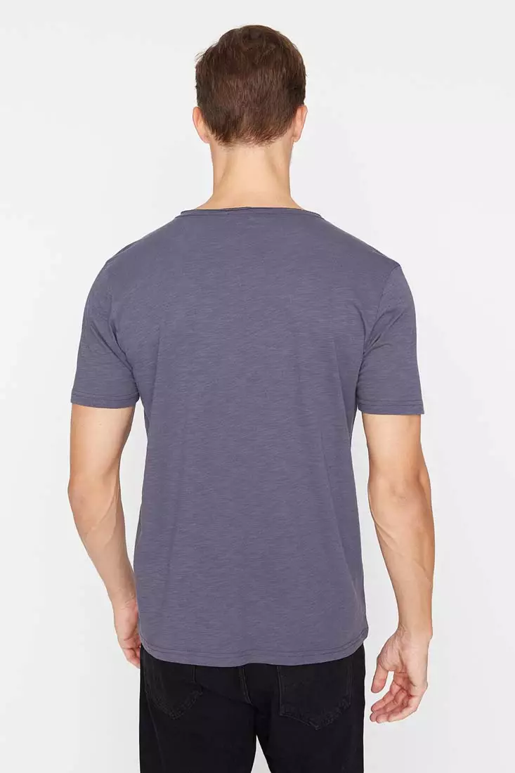 Buy Trendyol Regular Cut V-neck Single Jersey T-shirt 2024 Online 