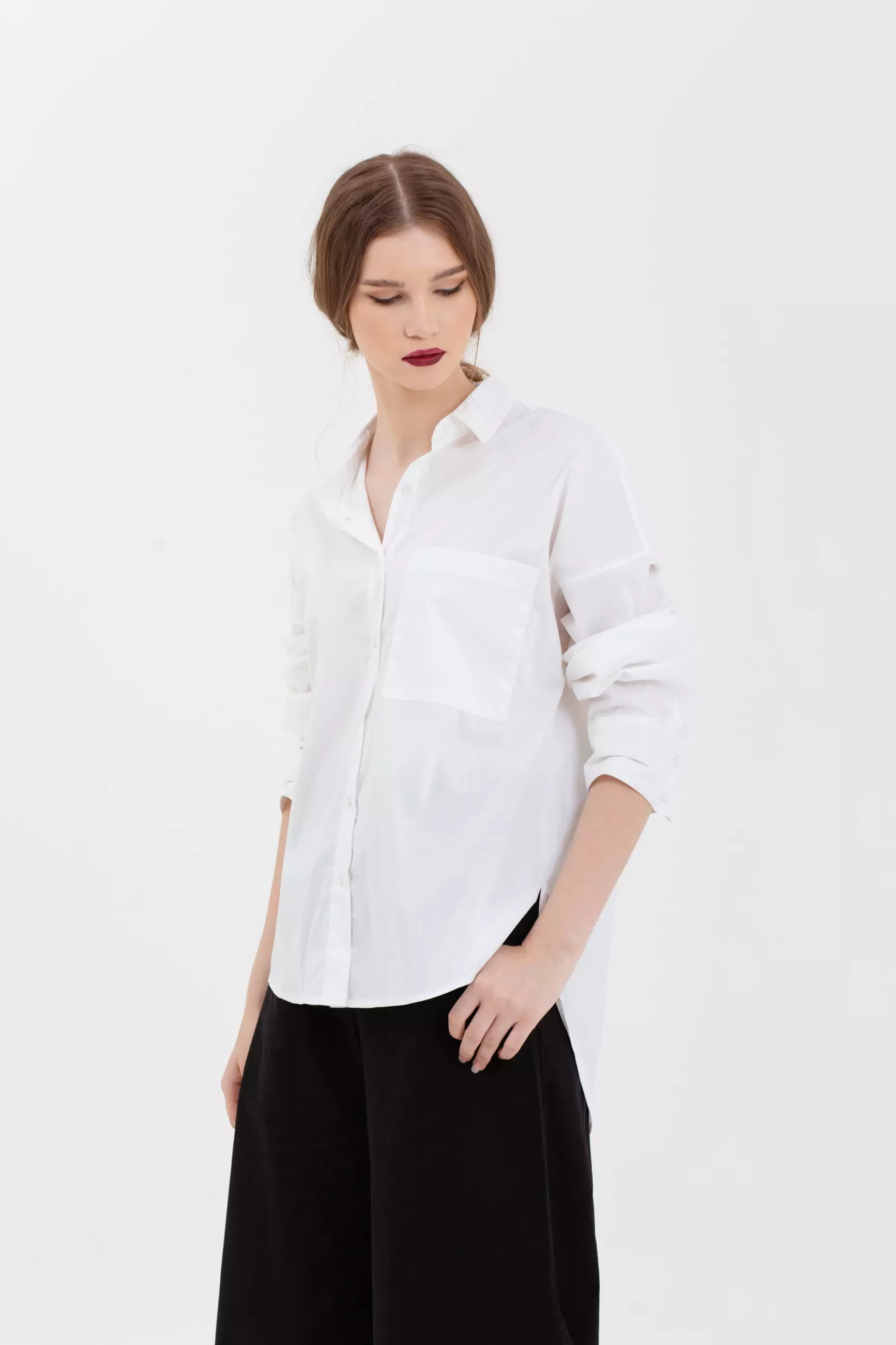 Kemeja Wanita Adity White