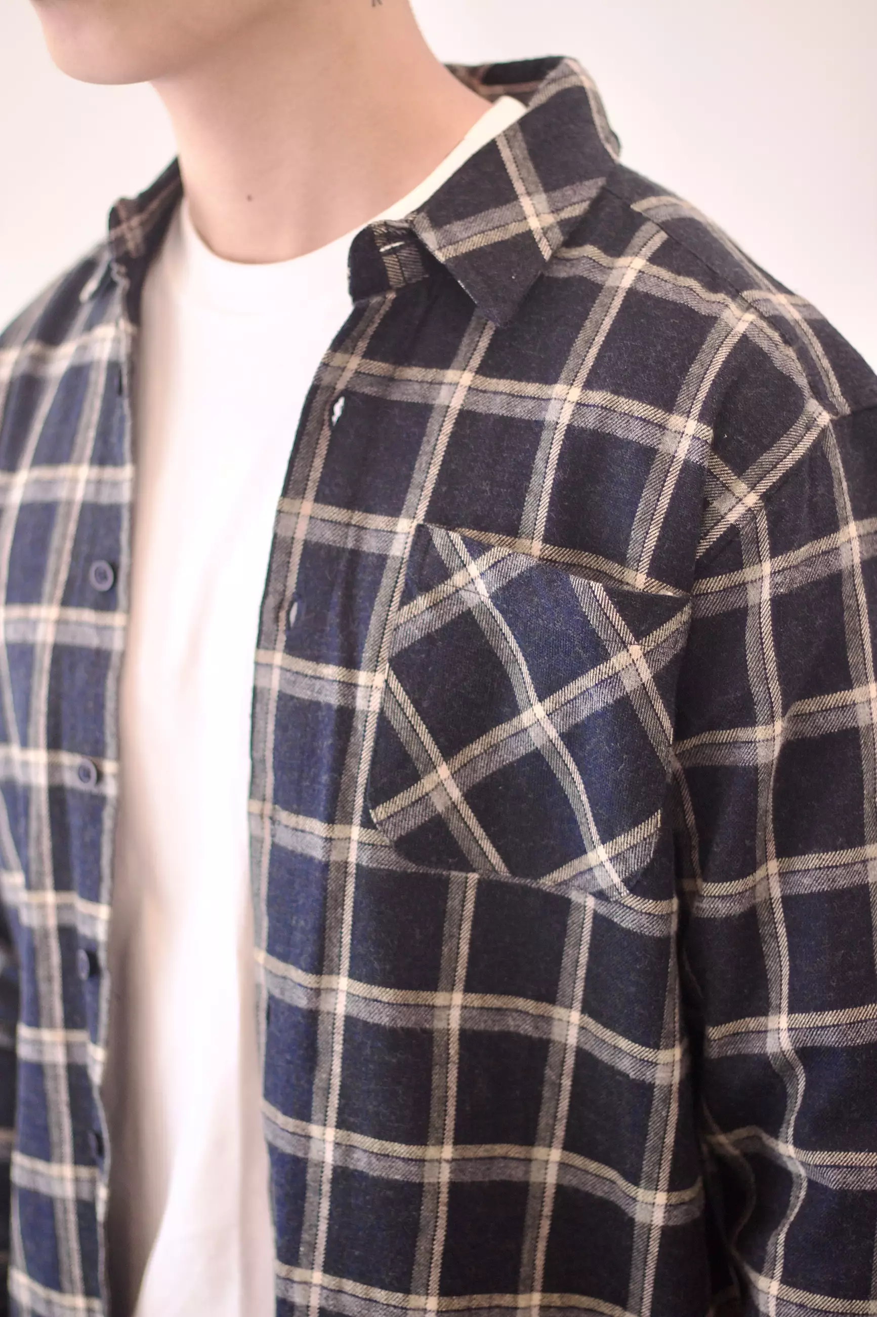 Kale Kairi Navy/Kemeja Flanel Pria Lengan Panjang