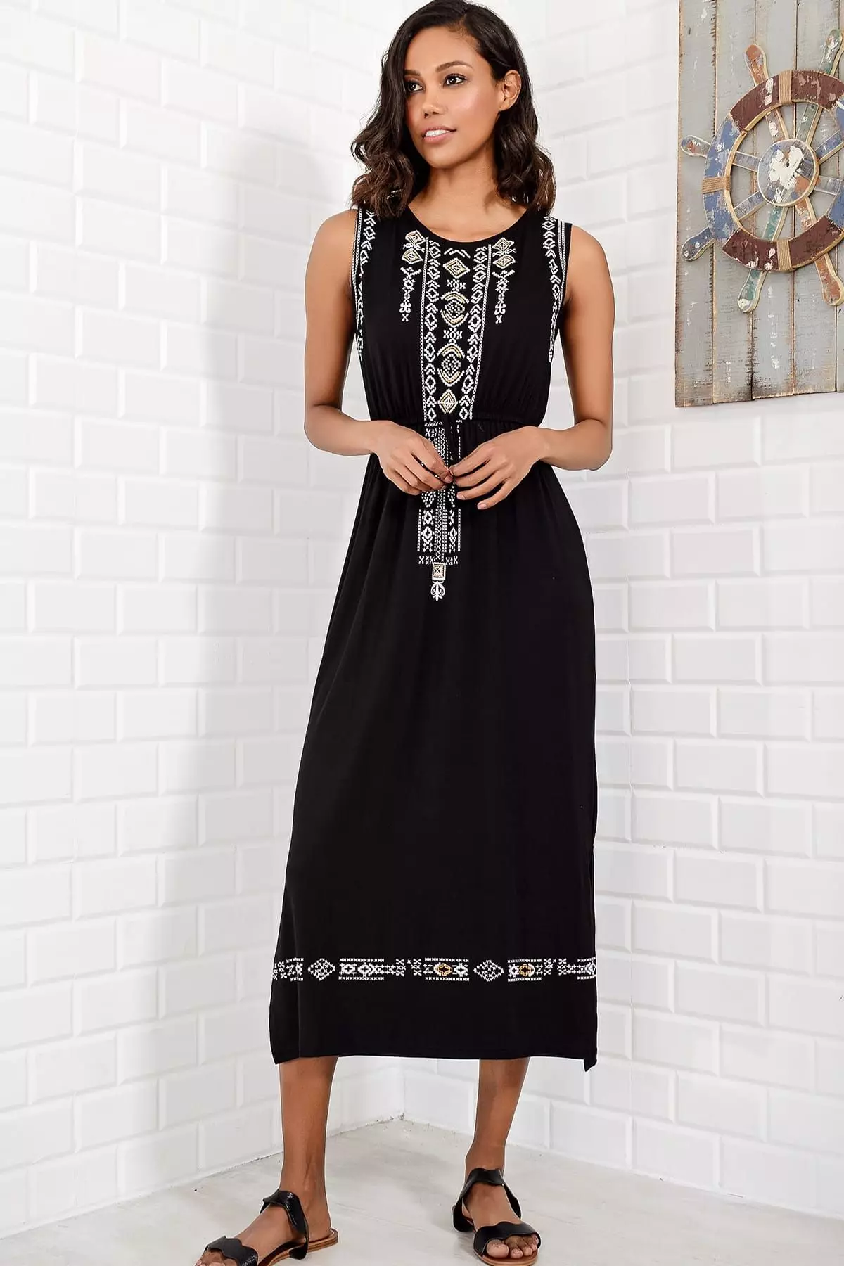 Sleeveless Slit Midi Dress