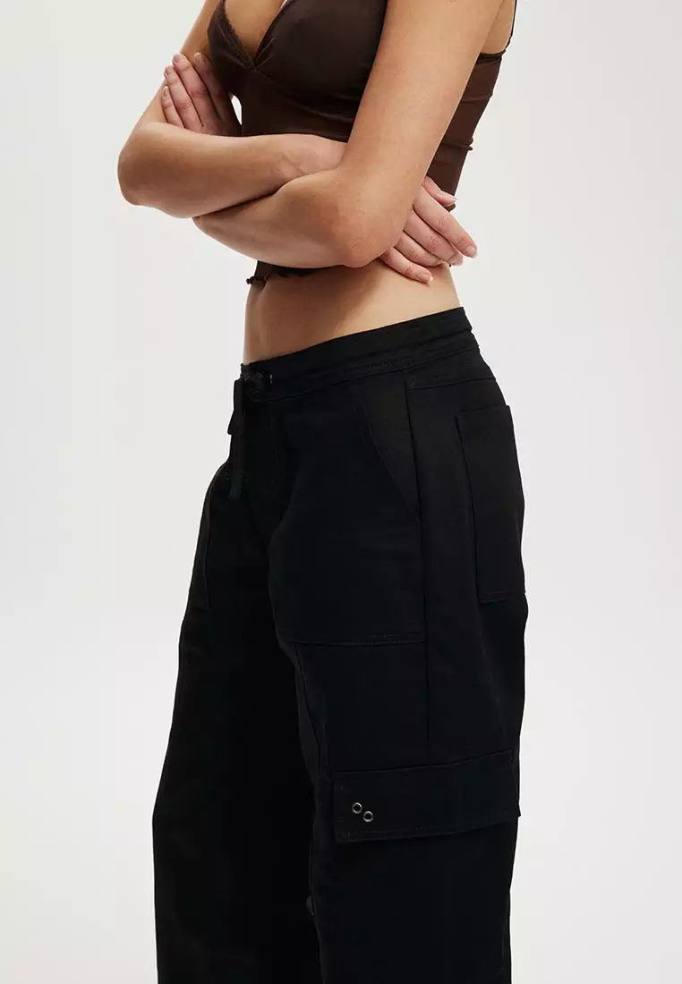 Eve Low Rise Cargo Pant