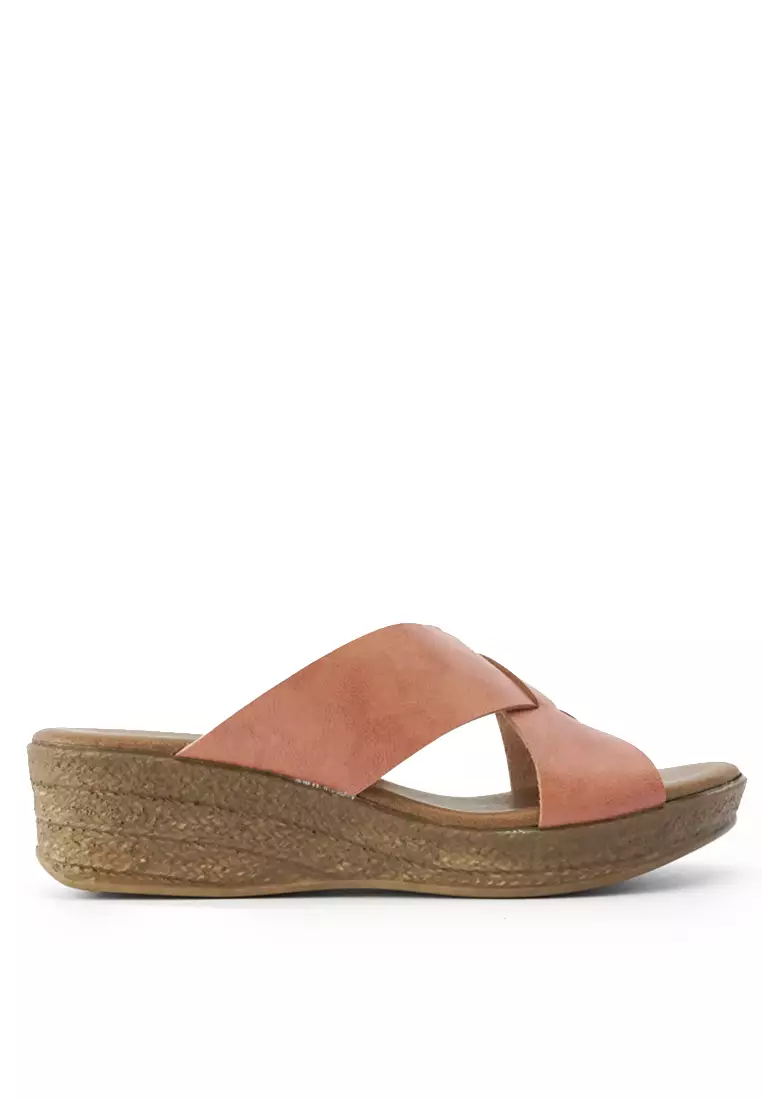 Women's wedge best sale slip ons