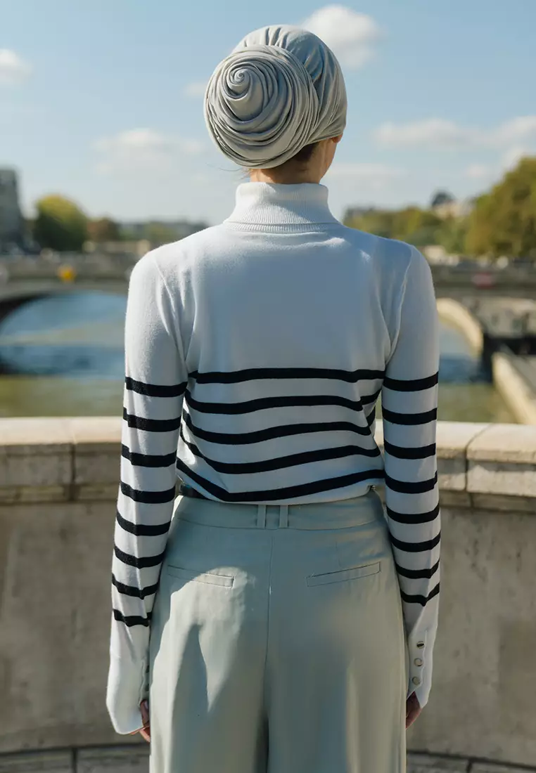 Jenna and Kaia - Nafa Turtleneck Stripe Pirate - Kaos Turtleneck Wanita