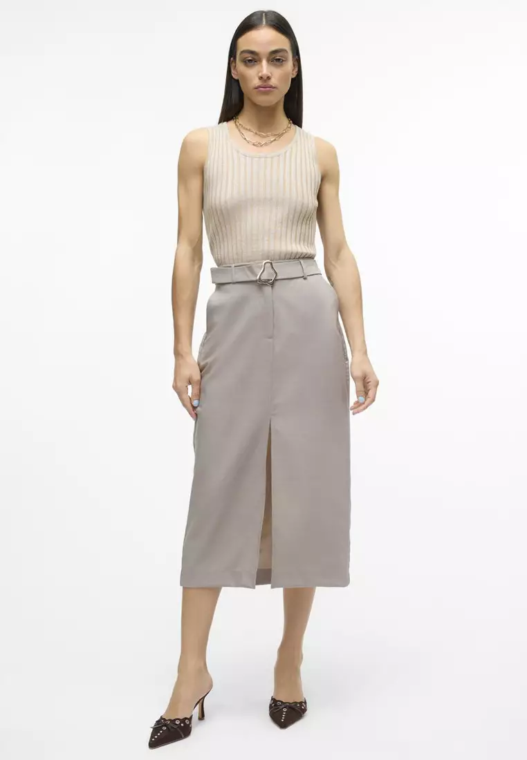 Sleeveless U-Neck Top