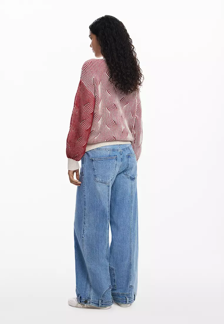 Two-tone knit sweater