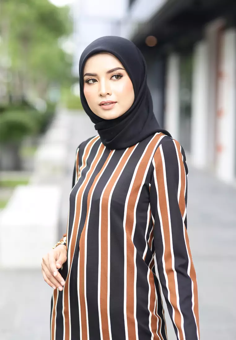 Rina Stripe Printed Kurung Orange Black