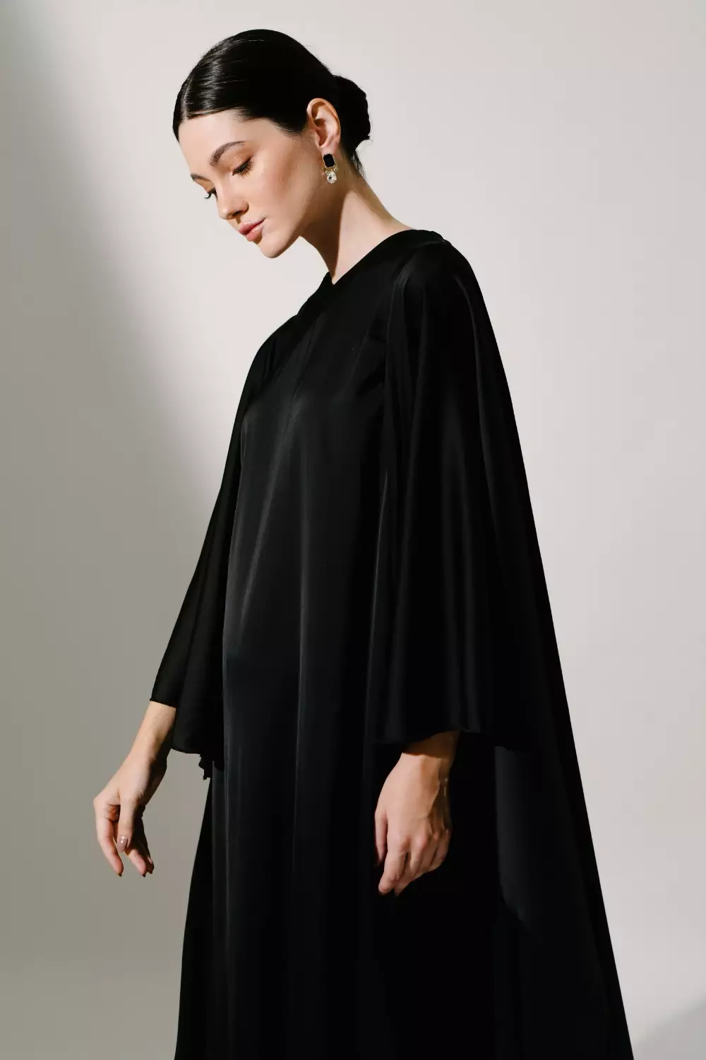 Demure Signature - SARA KAFTAN IN SHIMMER SATIN  -  DRESS
