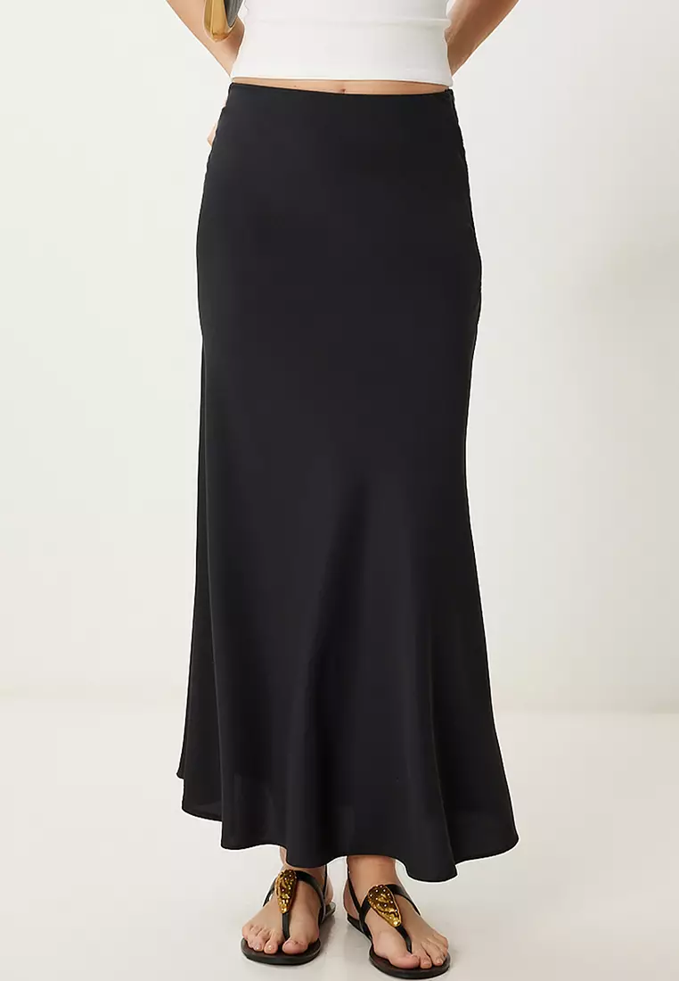 Women's Black A-Line Draped Long Woven Skirt Gk00019
