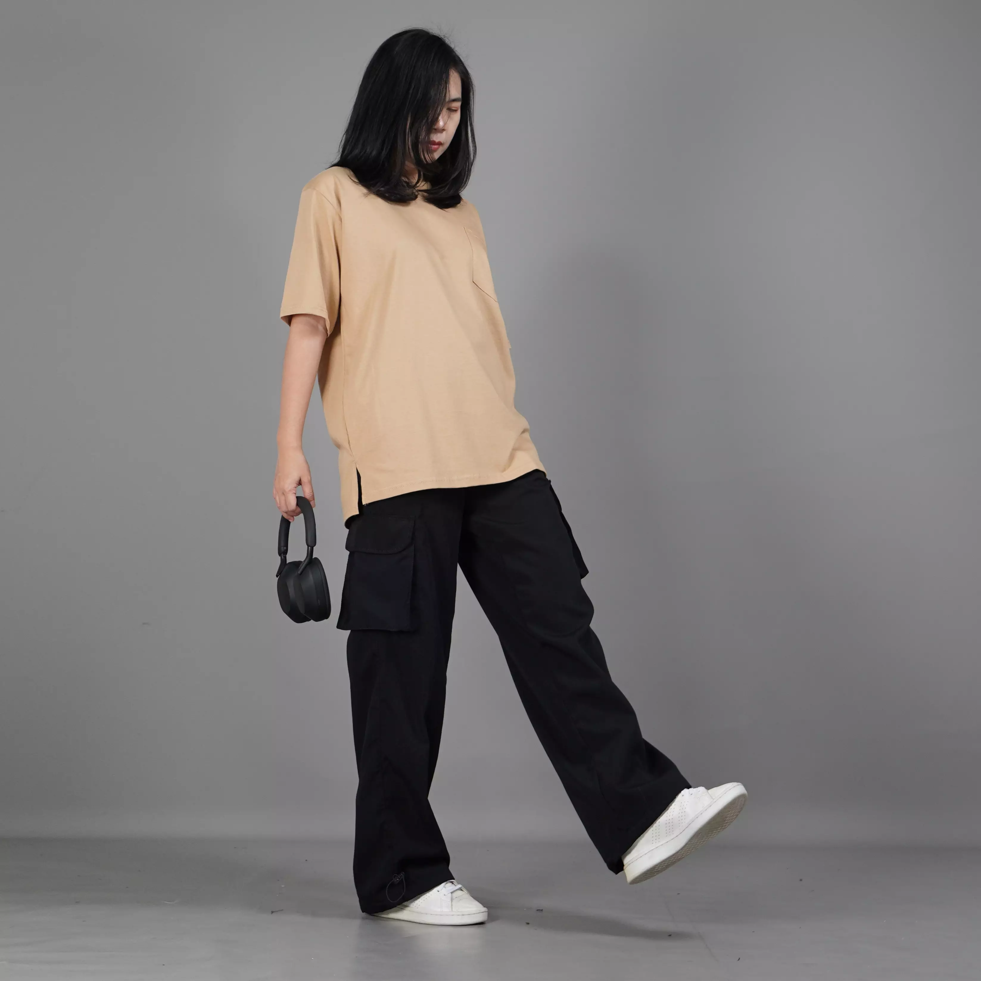  DANIELA Kaos Wanita Polos Kaos Katun Cotton T-Shirt Wanita - LATTE