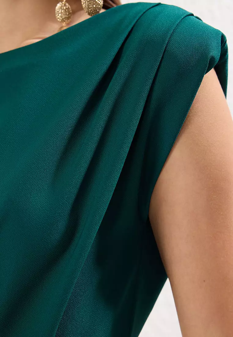 Extended Shoulder Fitted Dress