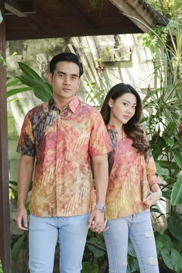 Asoka Orange Kemeja Pria  Pendek Slim Digital Print