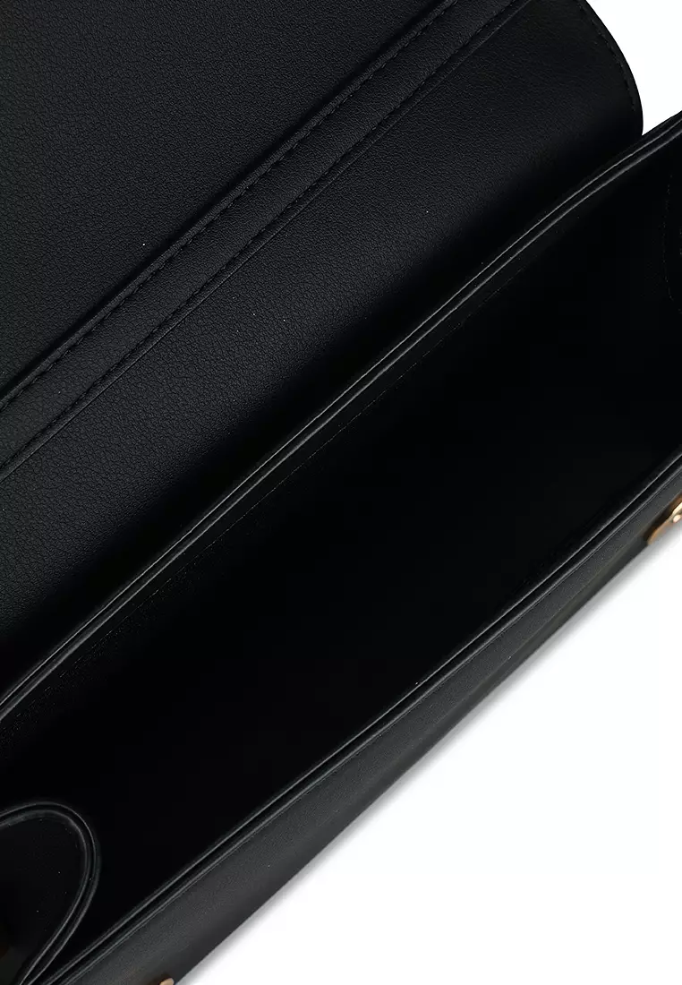 Lovely Logo Flap Crossbody Bag (tr)