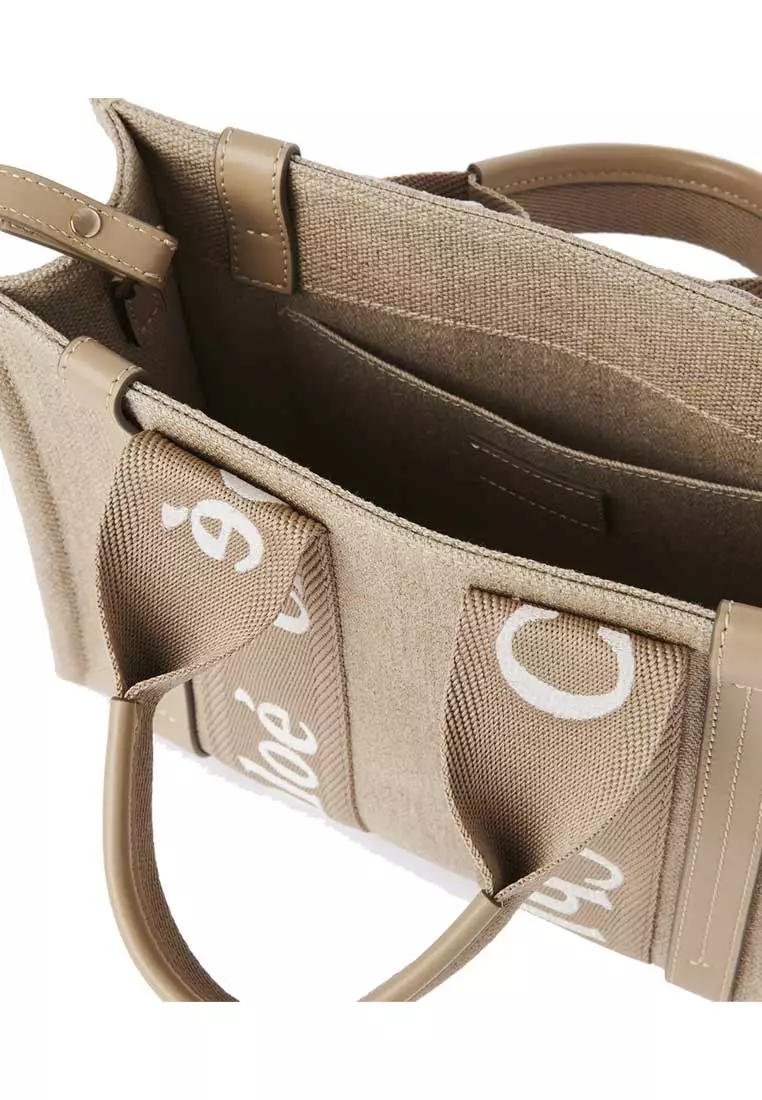 Small Woody Tote Bag Boyish Brown CHC23AS397L1720E