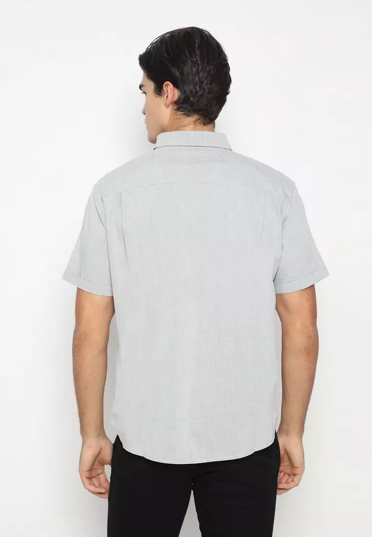 POLICE Kemeja Salur Printing Abu Muda Regular Fit Pria