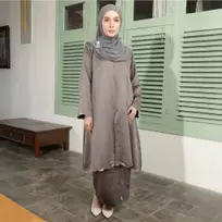 Ibu Dark Grey
