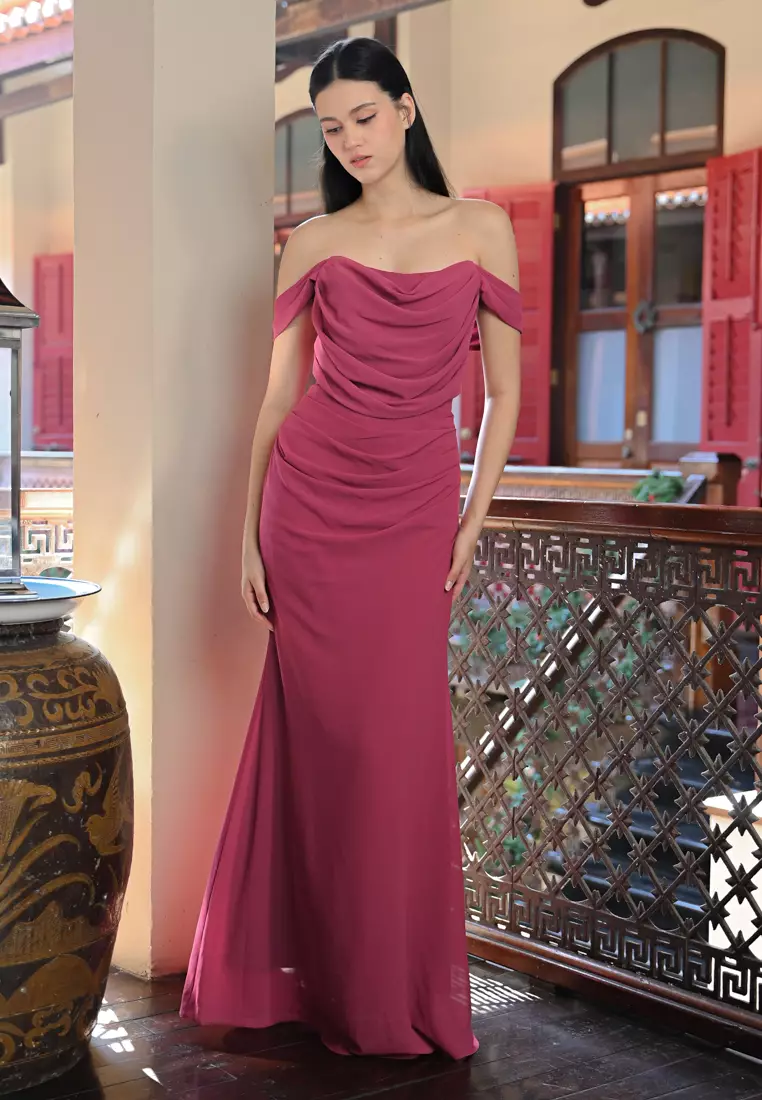 露肩晚宴礼服