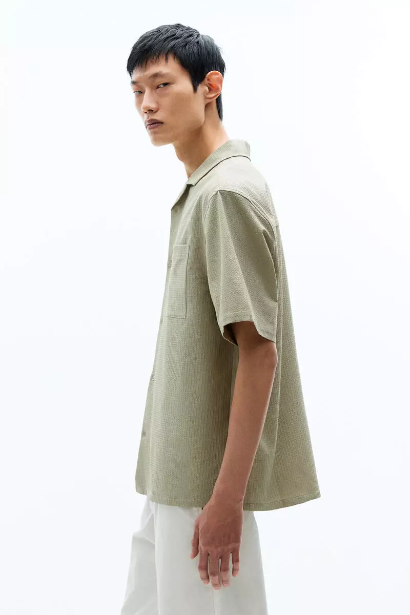 Loose Fit Textured resort shirt