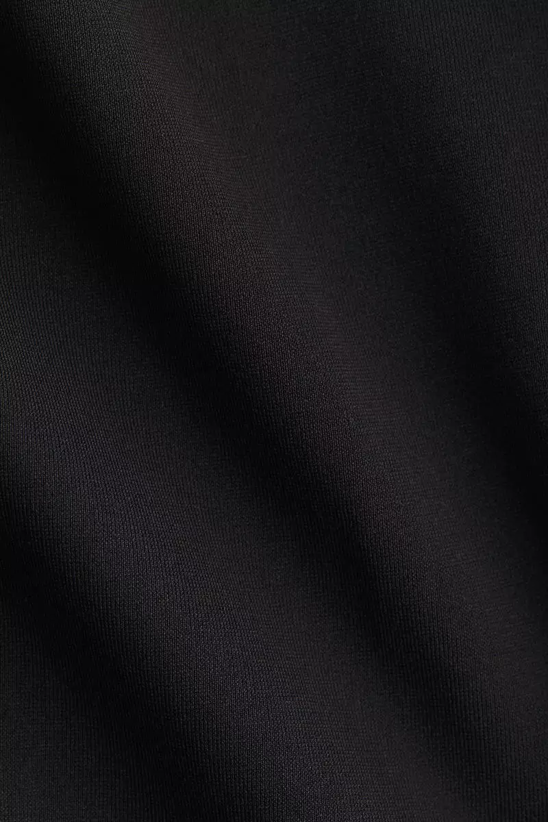 Sculpting Long-sleeved thong body