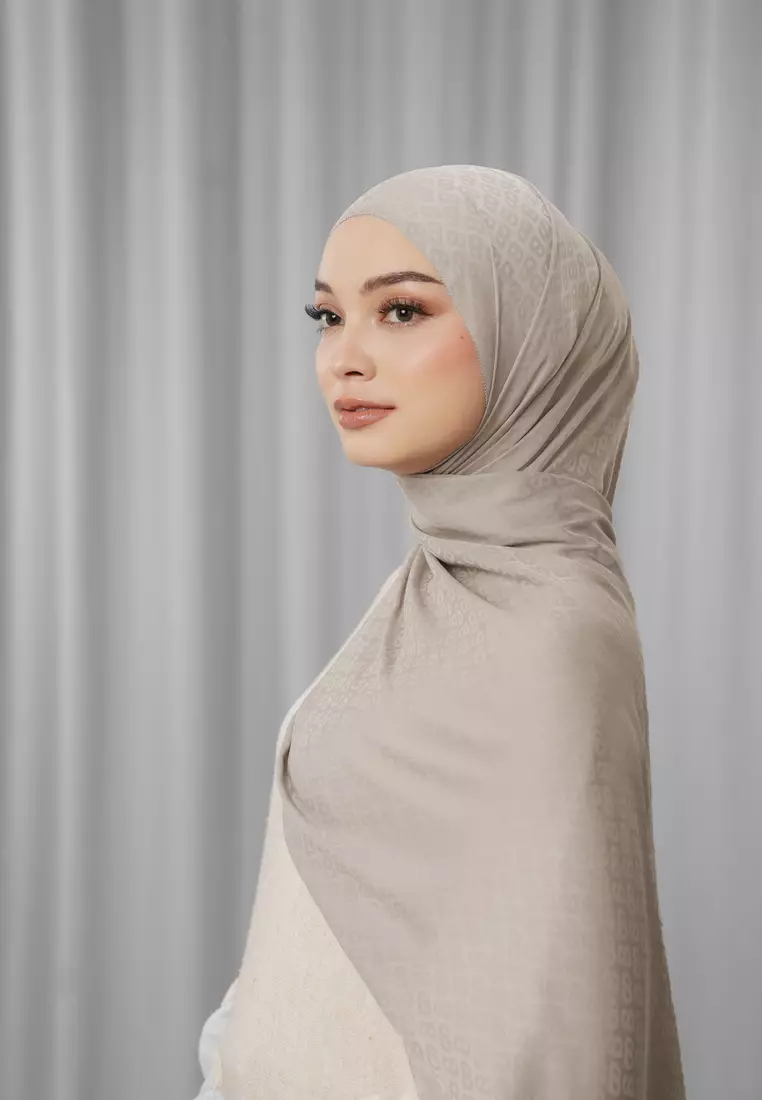 Tapis Satin Jacquard Shawl - Satelite