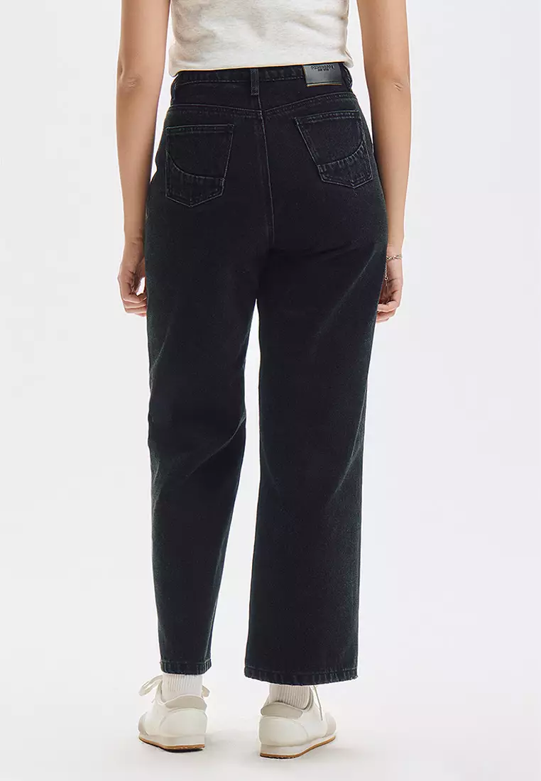 Classic Straight Fit Jeans