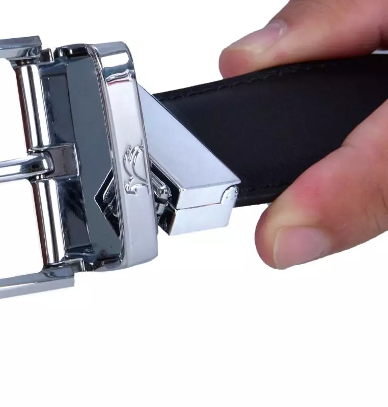 Tumbled Leather Wallet & Matte Black Buckle Belt Combo Gift Set
