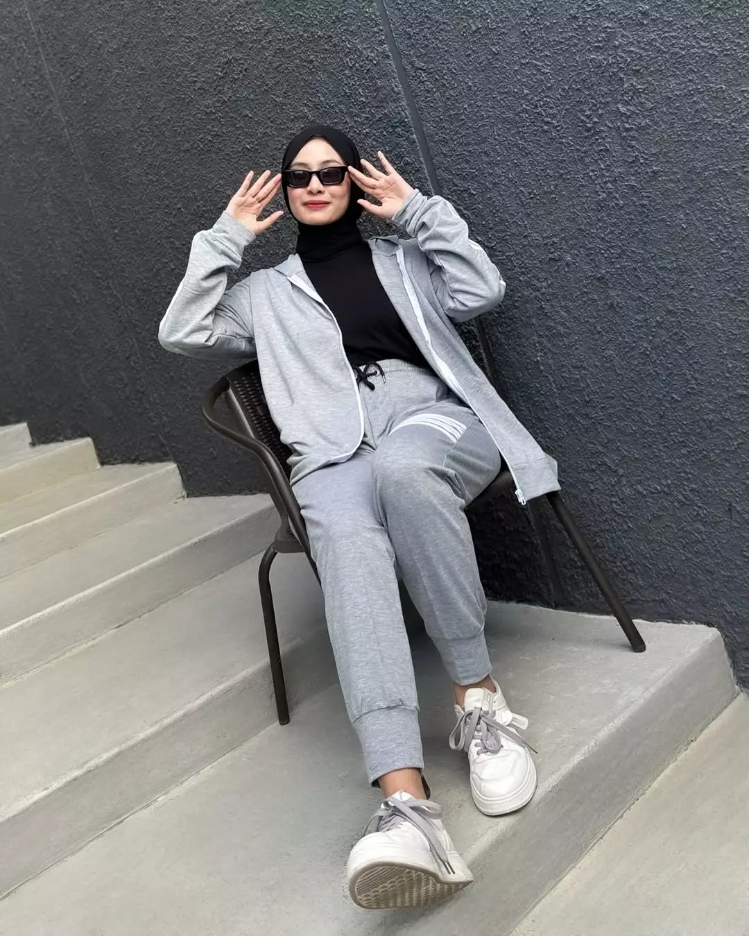 Set Sporty Jogger Anisa- Setelan Baju Olahraga Wanita