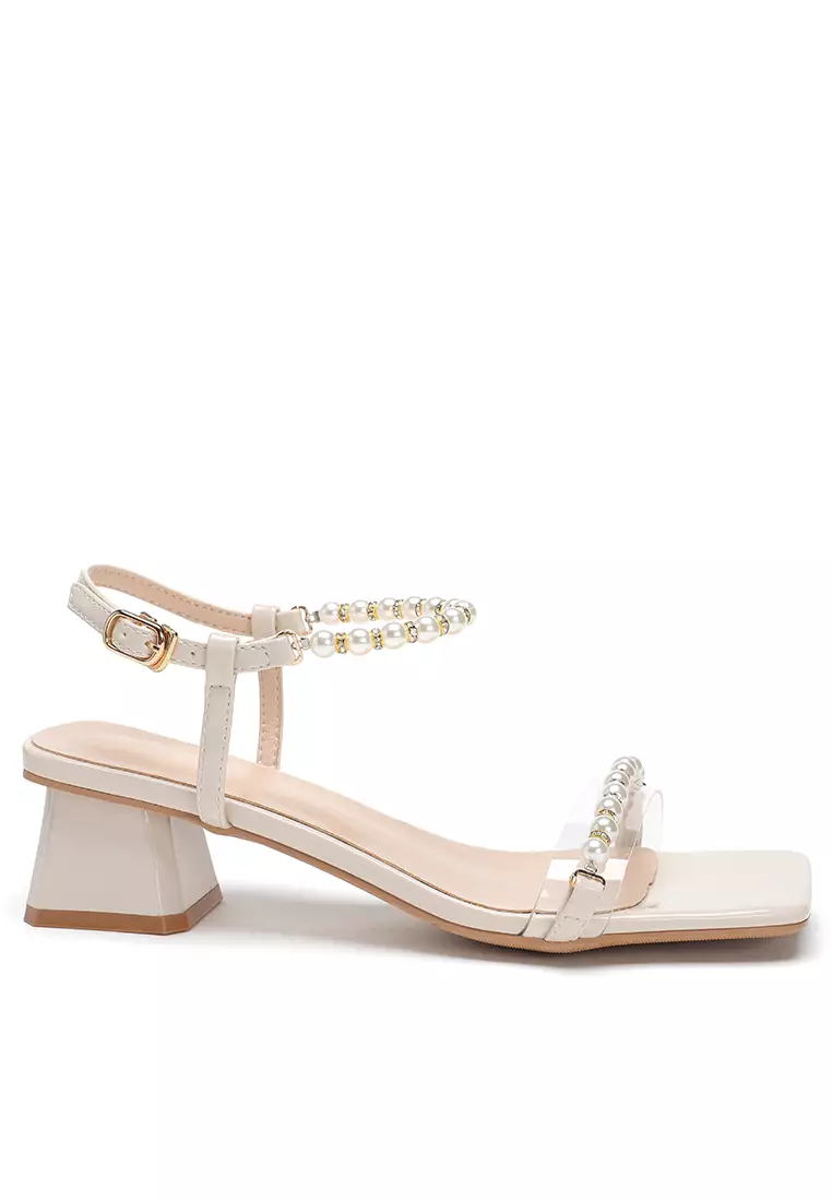 Discount on Twenty Eight Shoes  shoes - SKU: 5cm Pearl Chain Strap Mid Heel Sandals By2245-21