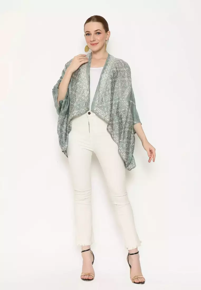 Rinjanie Batik - Bolero Kotak Greentea - Batik Tuntrum Parang Mix Ciprat - Outer Batik Wanita - Atasan Batik Wanita - Outer Batik Kekinian - Batik Cap - BKMR - GT