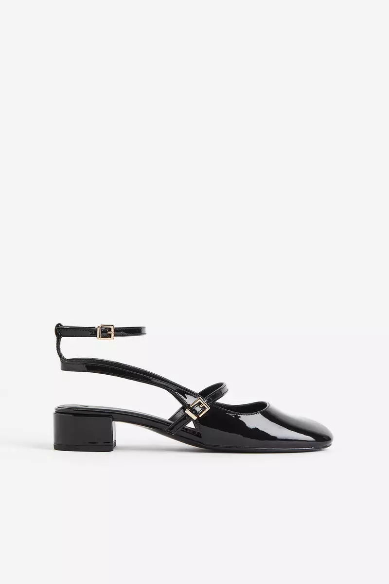Discount on H&M  shoes - SKU: Ankle-strap court shoes