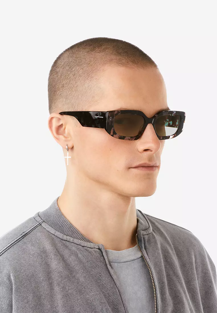 HAWKERS Grey Carey Nature Trendset Sunglasses For Women, Female. Official Product Designed In Spain