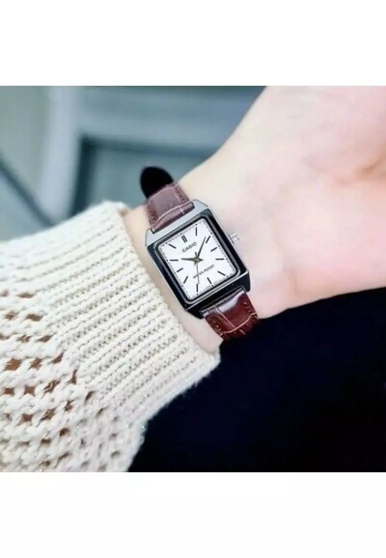 Women's Analog Watch LTP-V007L-7E2 Brown Leather Band Casual Watch