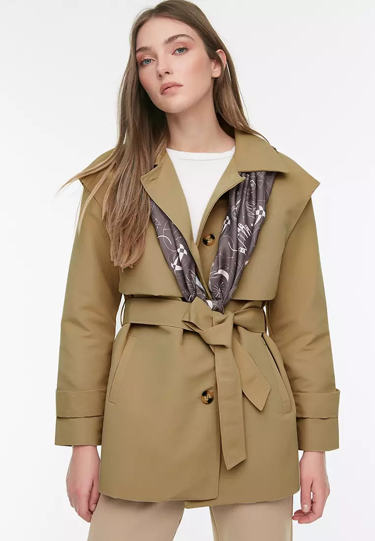 Belt Wide Shoulder And Windbreaker Detailed Trench Coat
